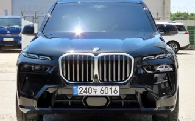 수원중고차실매물 X7 (G07) xDrive 40d M 스포츠 매물 사진 8 - 2024/11 18,221km